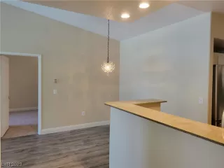 Photo #6: 2512852 Listing 