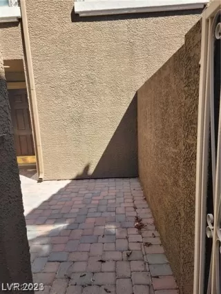 Photo #4: 2512872 Listing 