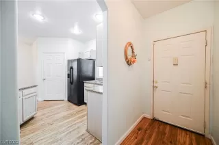 Photo #6: 2512900 Listing