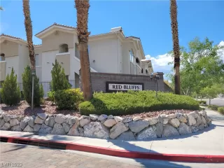 Photo #1: 2512902 Listing