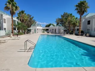 Photo #2: 2512927 Listing