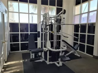 Photo #4: 2512927 Listing