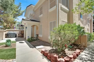 Photo #1: 2512934 Listing 