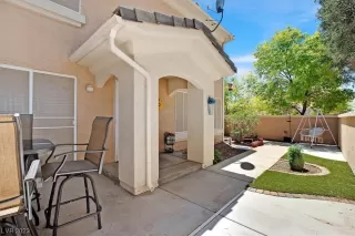 Photo #2: 2512934 Listing 