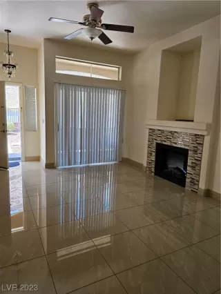 Photo #2: 2512935 Listing 