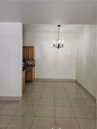 Photo #5: 2512935 Listing 