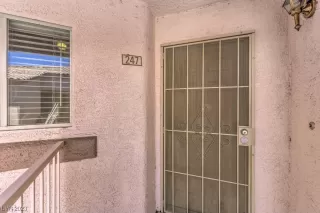 Photo #5: 2512936 Listing 