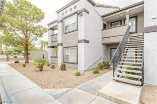 Photo #1: 2512939 Listing