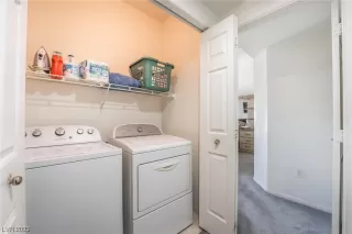 Photo #5: 2512950 Listing 