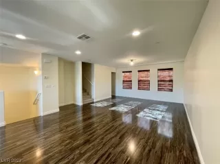 Photo #4: 2512970 Listing 