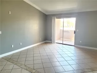 Photo #3: 2513027 Listing 