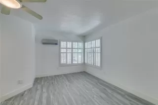 Photo #3: 2513051 Listing