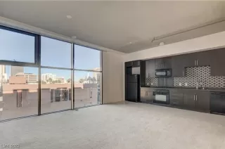 Photo #3: 2513070 Listing