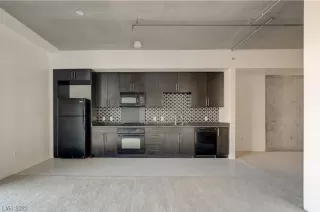 Photo #4: 2513070 Listing