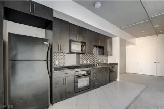 Photo #6: 2513070 Listing