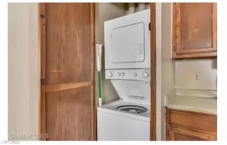 Photo #3: 2513077 Listing 