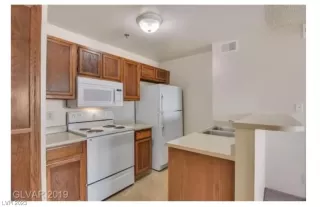 Photo #4: 2513077 Listing 