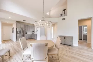 Photo #6: 2513082 Listing