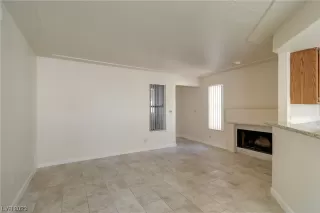 Photo #4: 2513090 Listing 