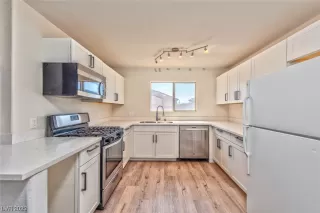 Photo #2: 2513099 Listing 