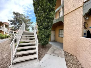 Photo #1: 2513161 Listing 