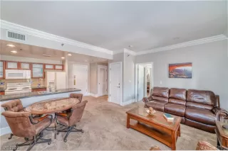 Photo #3: 2513174 Listing