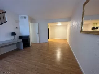 Photo #3: 2513176 Listing 