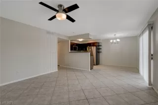 Photo #5: 2513181 Listing