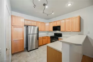 Photo #2: 2513191 Listing