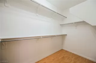 Photo #4: 2513191 Listing