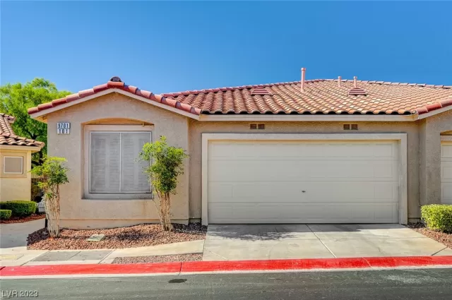 MLS: 2513201 Condo For Sale