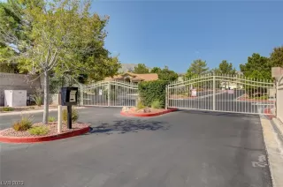 Photo #3: 2513201 Listing 