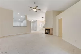 Photo #6: 2513201 Listing 