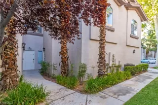 Photo #1: 2513203 Listing