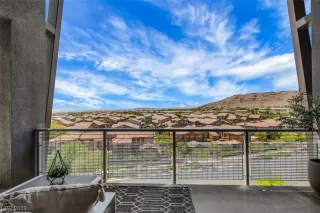 Photo #5: 2513220 Listing 