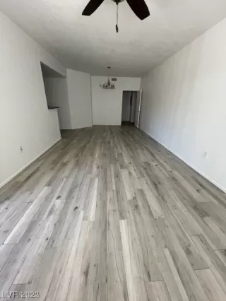 Photo #2: 2513278 Listing 