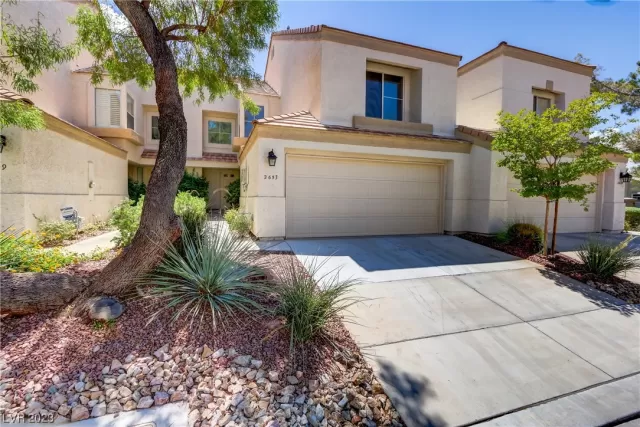 MLS: 2513279 Condo For Sale