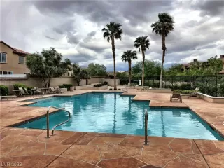 Photo #2: 2513281 Listing