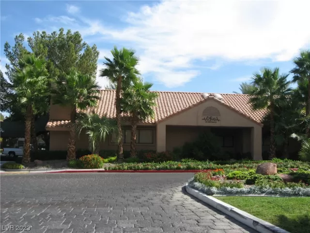 MLS: 2513304 Condo For Sale