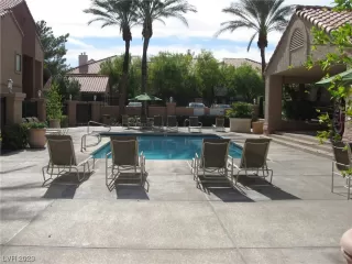 Photo #4: 2513304 Listing 