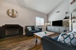 Photo #4: 2513330 Listing