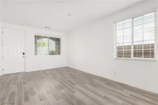 Photo #6: 2513357 Listing 