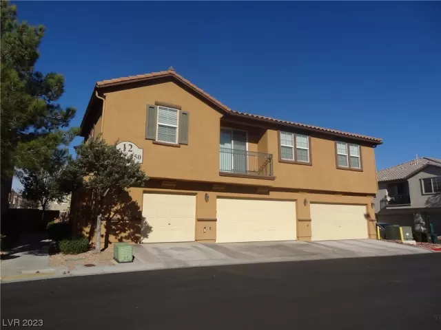 MLS: 2513374 Condo For Sale