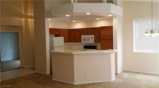 Photo #3: 2513407 Listing 