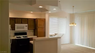 Photo #5: 2513407 Listing 