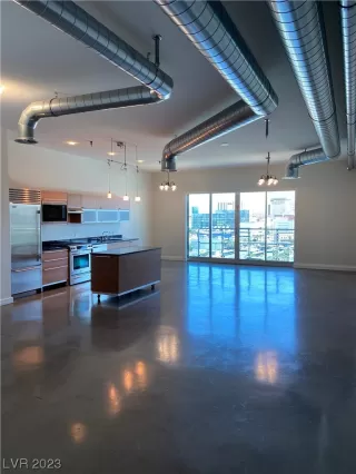 Photo #1: 2513418 Listing 