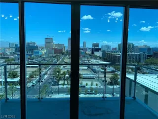 Photo #5: 2513418 Listing 