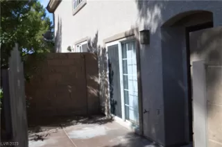 Photo #4: 2513421 Listing