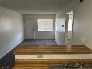 Photo #3: 2513469 Listing