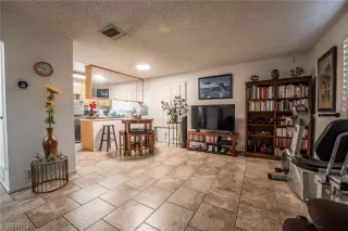 Photo #1: 2513482 Listing 